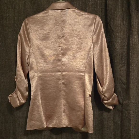 Charlotte Russe Shimmering Pink Blazer - Picture 2 of 2